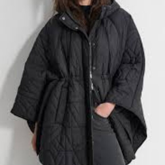 NWT DKNY Women's Quilted Logo Poncho-Style Jacket Black M/L - Picture 2 of 4